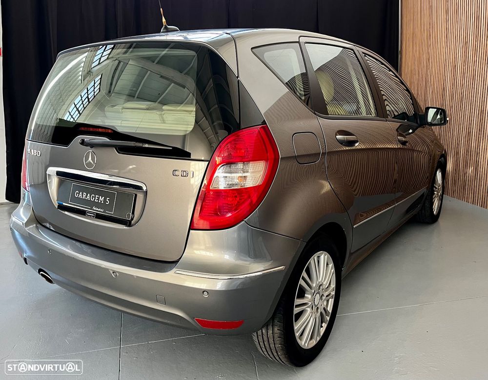 Mercedes-Benz A 180 CDi Elegance Automatic - 6