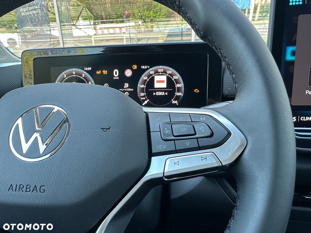 Volkswagen T-Roc - 18