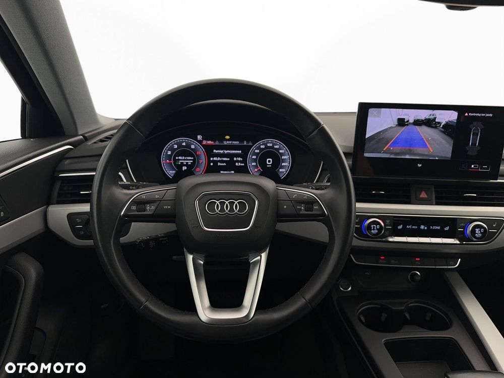 Audi A4 Limousine - 10