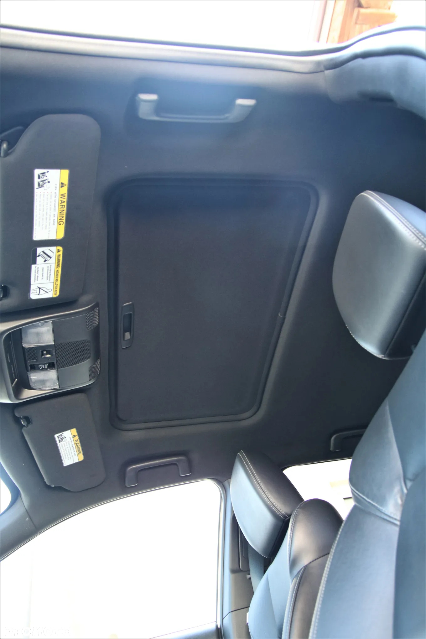 Mitsubishi Outlander 2.0 4WD Plug-In Hybrid - 36