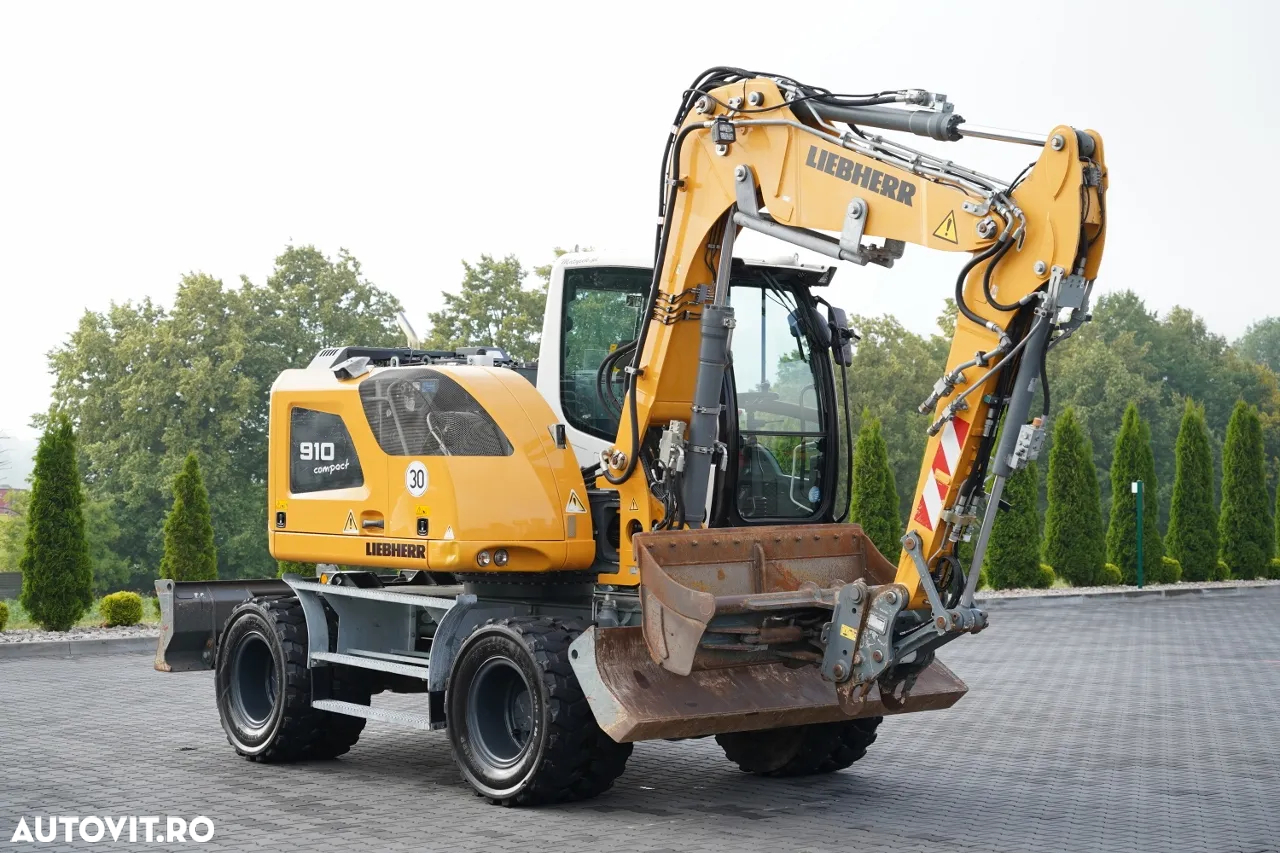 Liebherr 910 COMPACT LITRONIC / EXCAVATOR PE ROȚI / AER CONDIȚIONAT / CAMERĂ / ANUL 2020 / CONTRACT DE SERVICE POST-SERVICE - 11