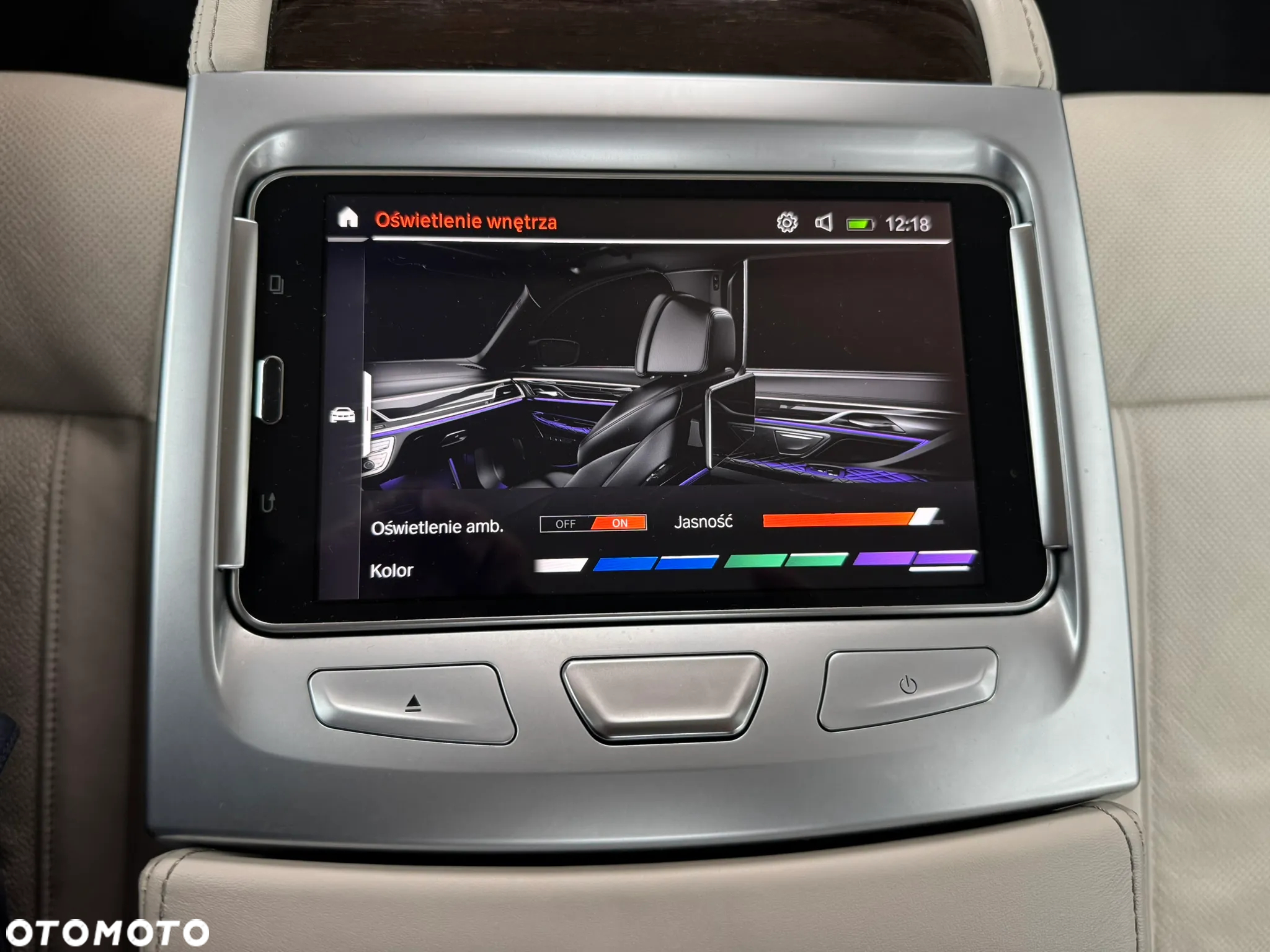 BMW Seria 7 750i xDrive - 16