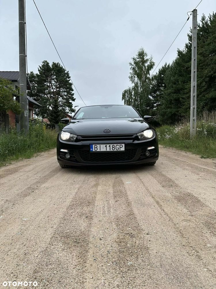 Volkswagen Scirocco 2.0 TSI DSG - 4