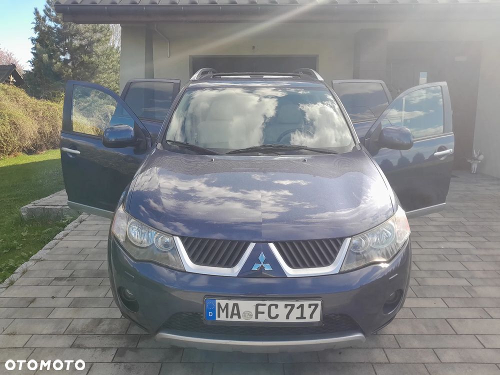 Mitsubishi Outlander 2.0 DI-D 4WD Instyle - 9