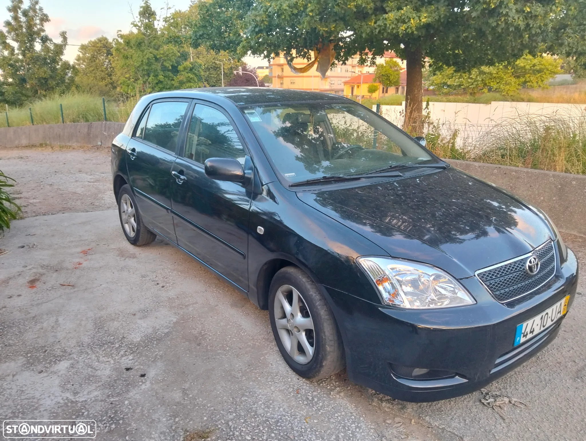 Toyota Corolla - 2