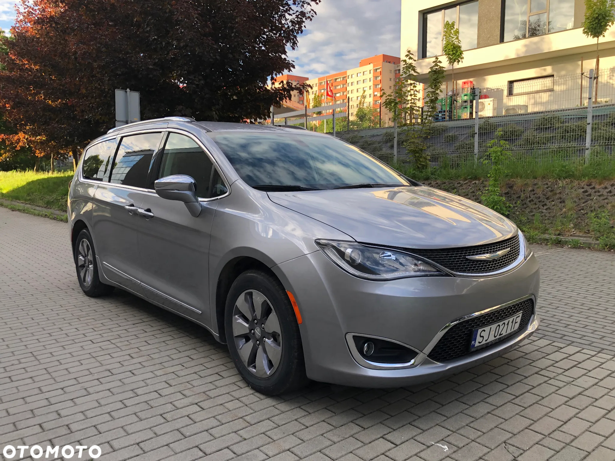 Chrysler Pacifica - 3