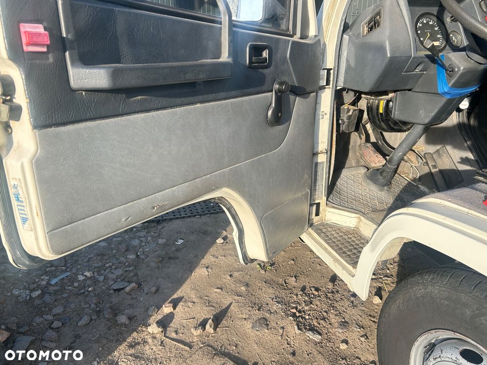 Mercedes-Benz MB 100 Kamper z Klimatyzacją - 28