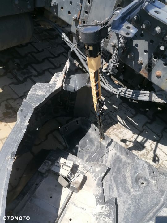 Mercedes-Benz Actros MP4 czujnik poziomu paliwa