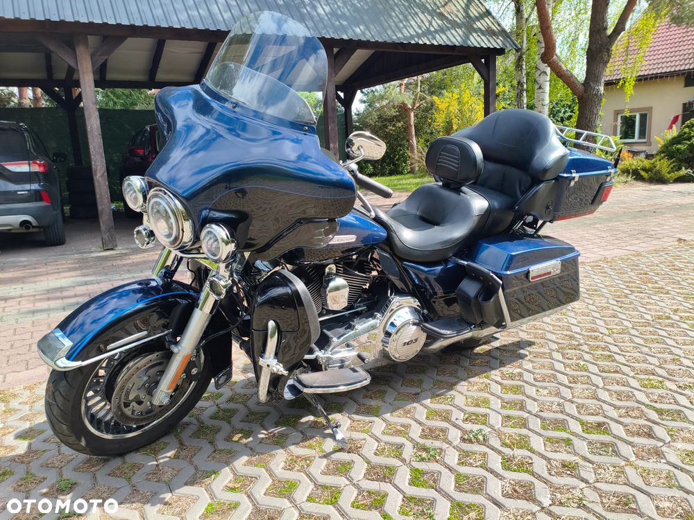 Harley-Davidson FLH Electra Glide - 1