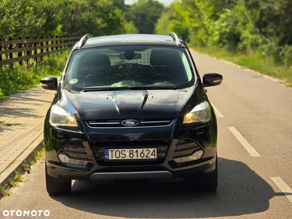 Ford Kuga 2.0 TDCi 2x4 Titanium - 11