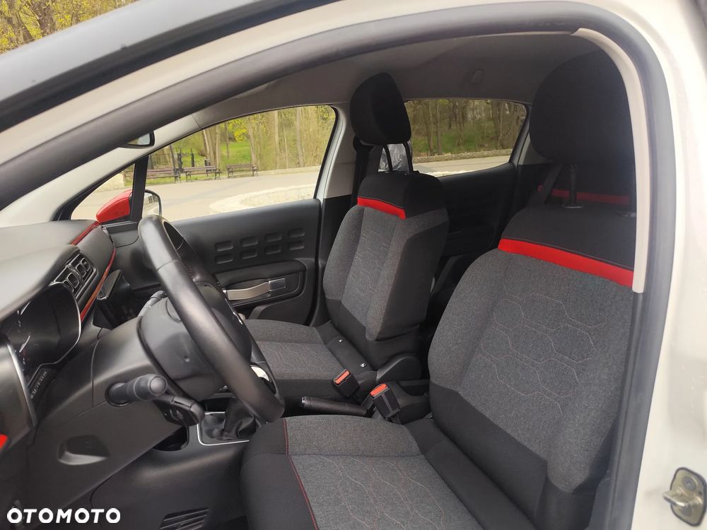 Citroën C3 1.2 PureTech Exclusive - 19