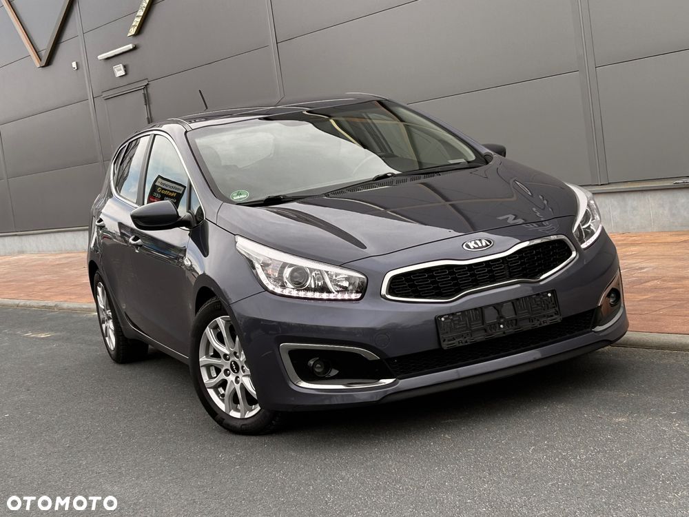 Kia Ceed 1.6 CRDi L - 11