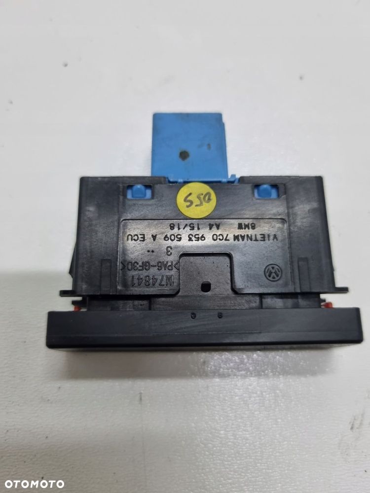 VW CRAFTER II 16- PRZYCISK ŚWIATEŁ AWARYJNYCH - 2