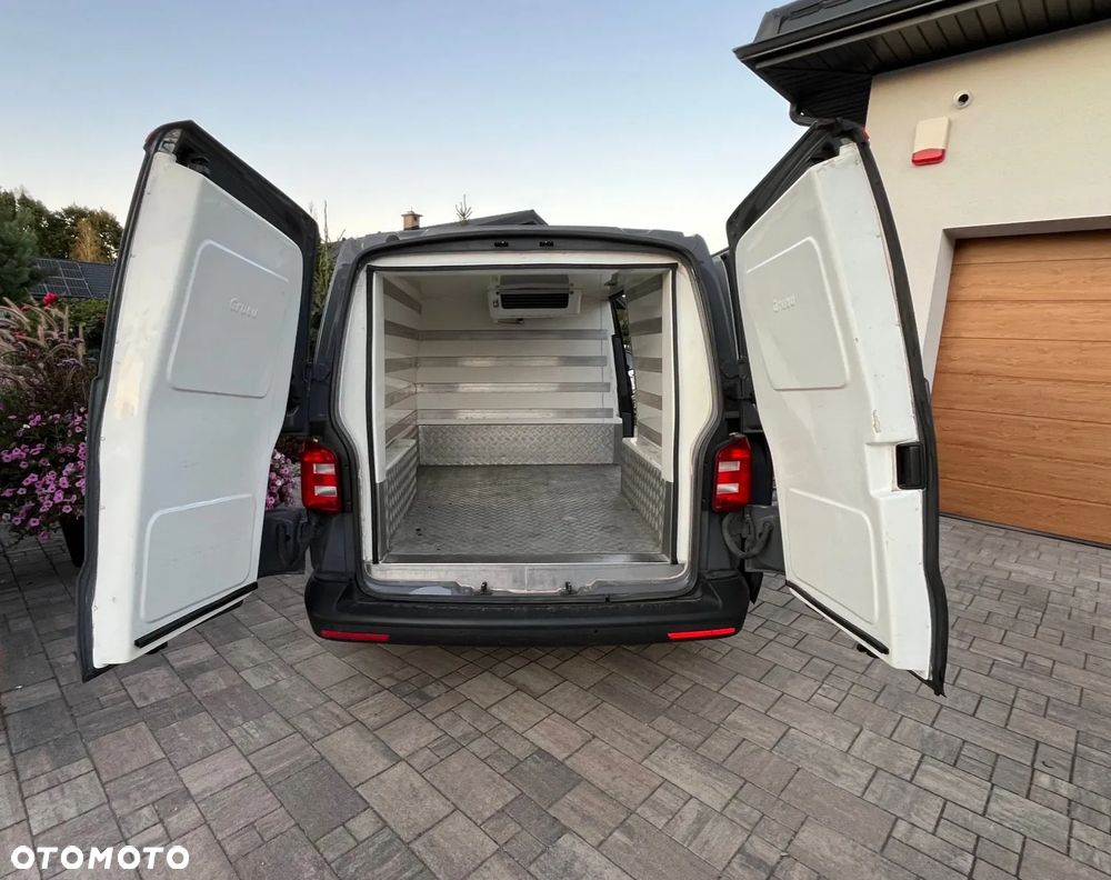 Volkswagen Transporter - 3