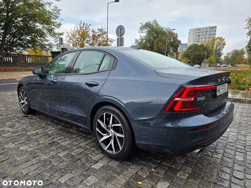 Volvo S60 T6 AWD Momentum Pro - 23