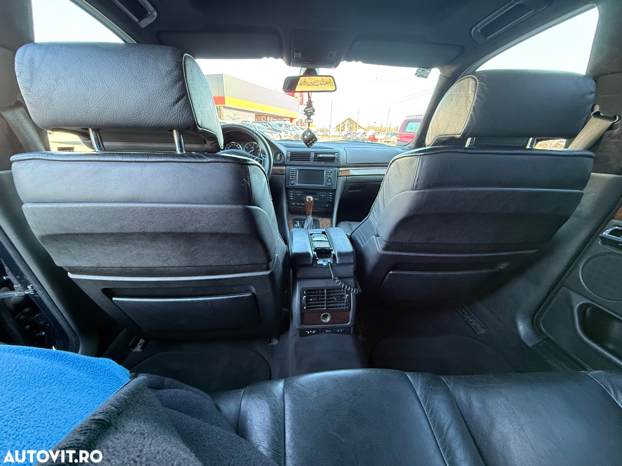 BMW Seria 7 728iA - 17