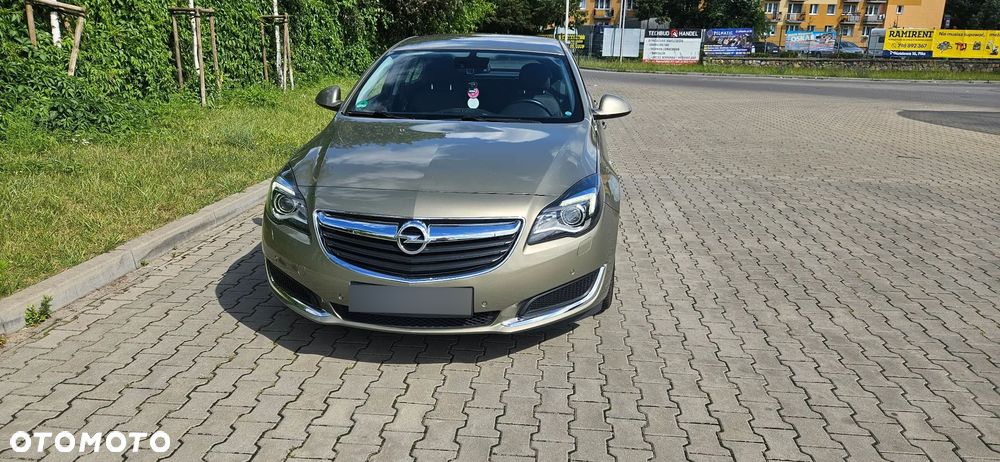 Opel Insignia - 11