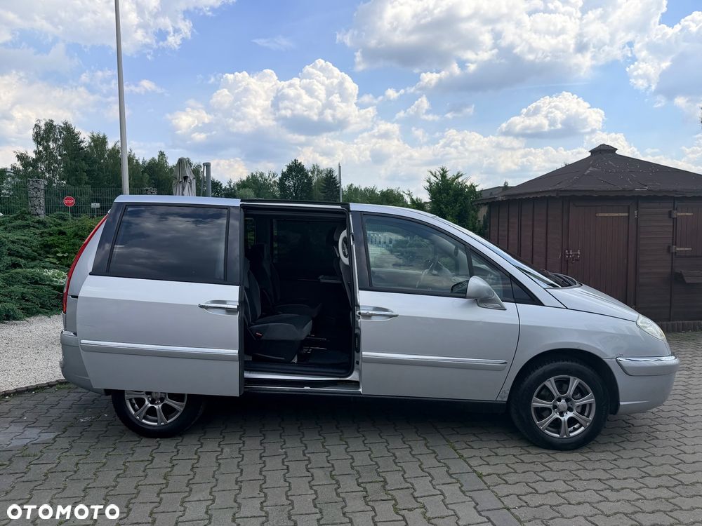 Citroën C8 2.0 16V Confort - 8