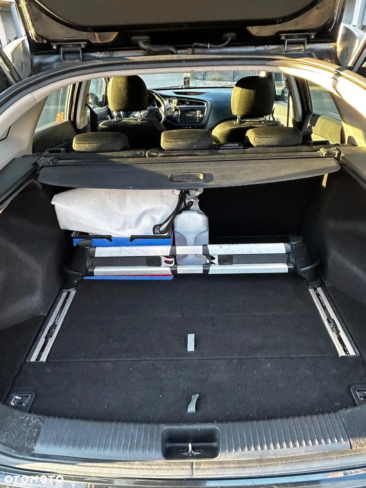 Kia Ceed 1.6 GDI L DCT - 8