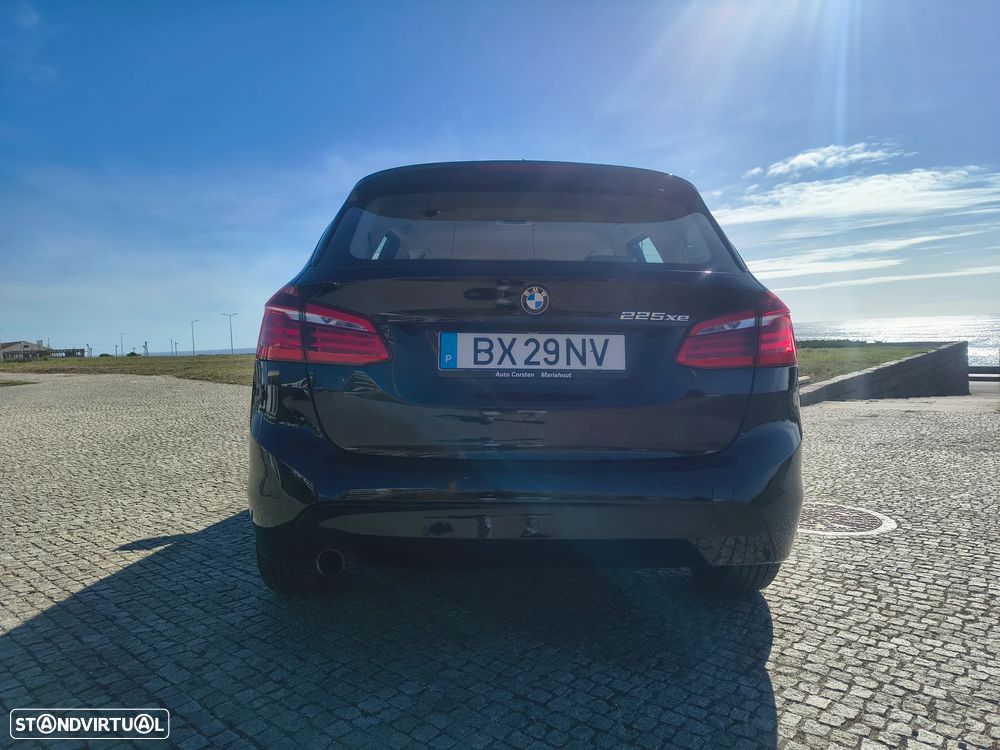 BMW 225xe Active Tourer - 4