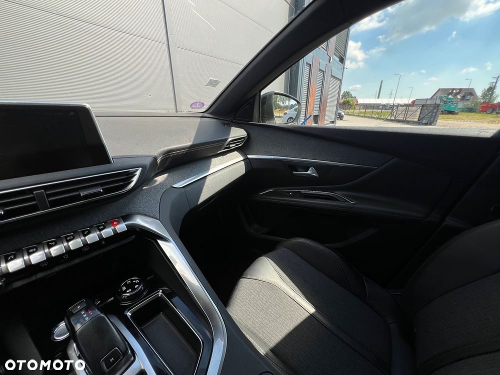 Peugeot 3008 - 26