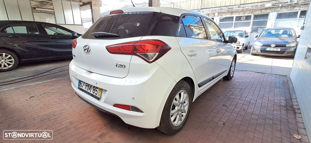 Hyundai i20 - 14
