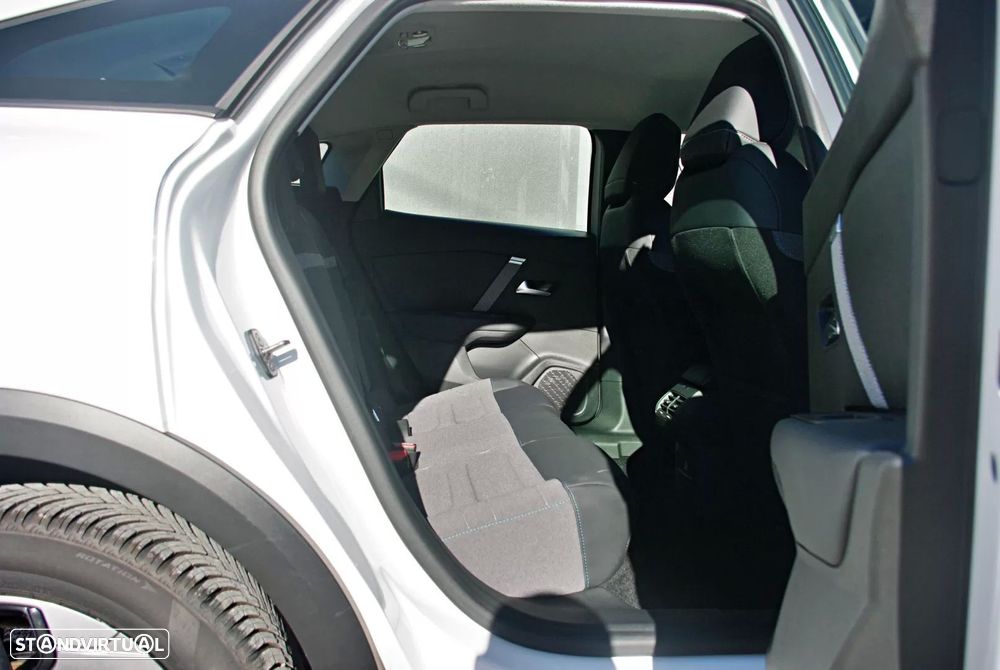 Citroën C4 PureTech 130 Stop&Start PLUS - 22