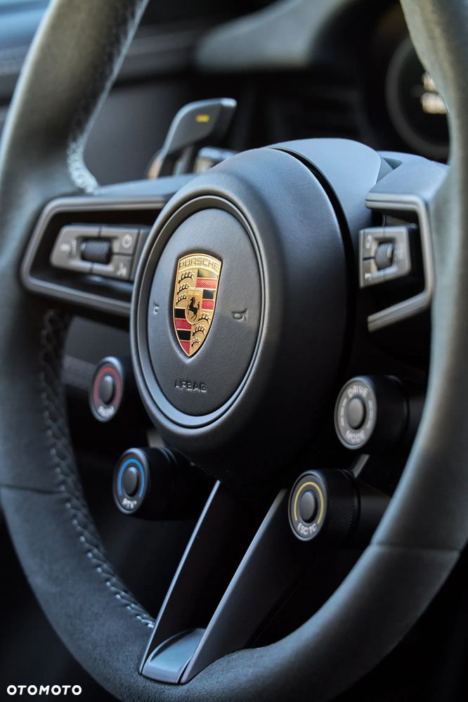 Porsche 911 GT3 RS - 16