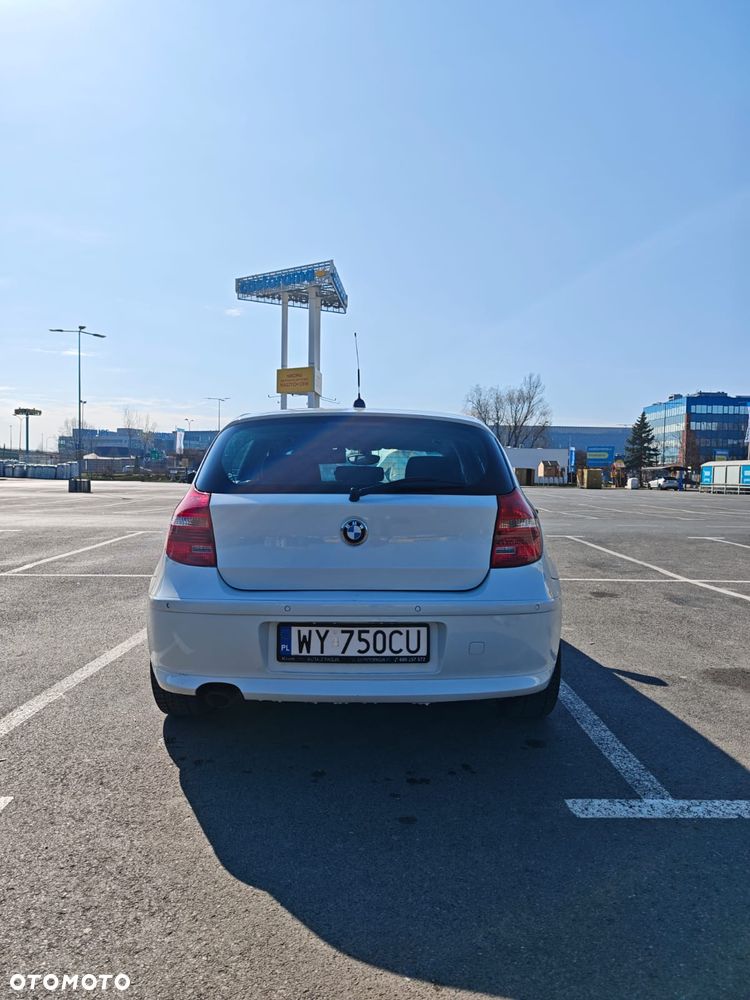 BMW Seria 1 118d - 4