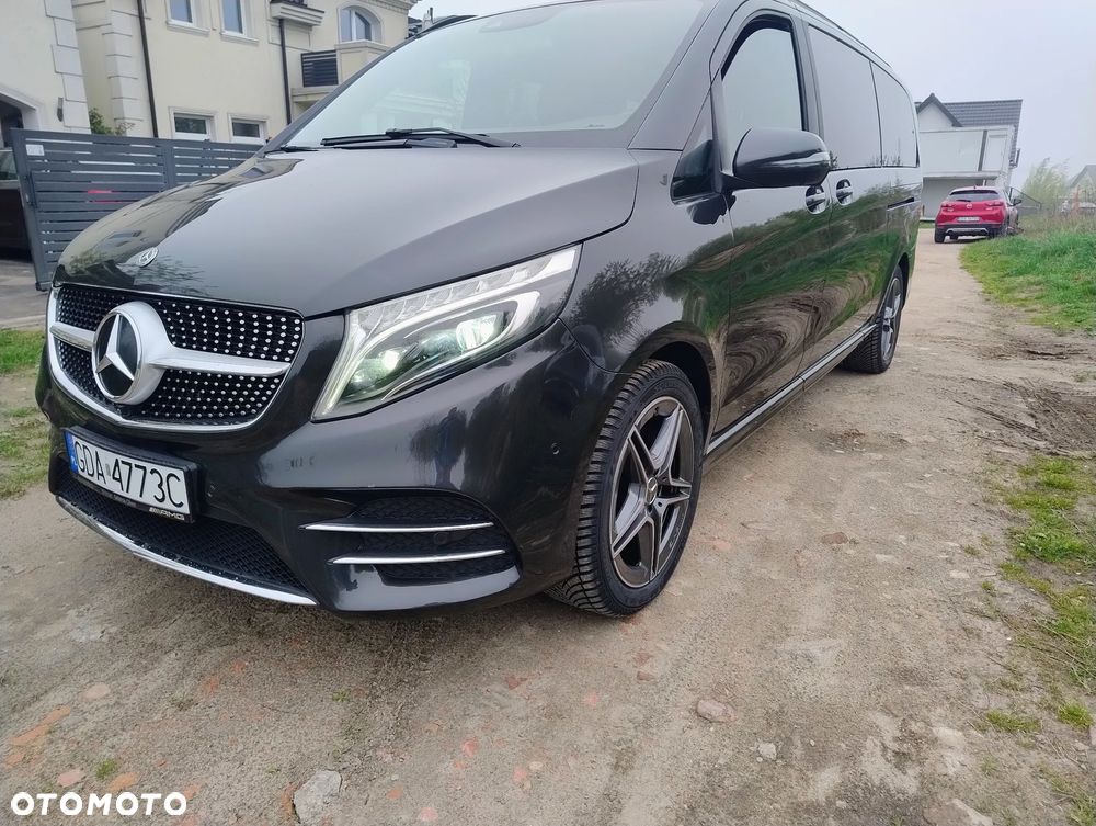 Mercedes-Benz Klasa V 300 d Extralang 4Matic 9G-TRONIC Avantgarde Edition - 3