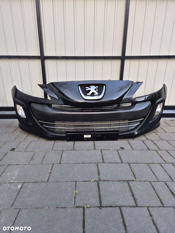 Zderzak przód przedni peugeot 308 kod lak KTVD rok 09