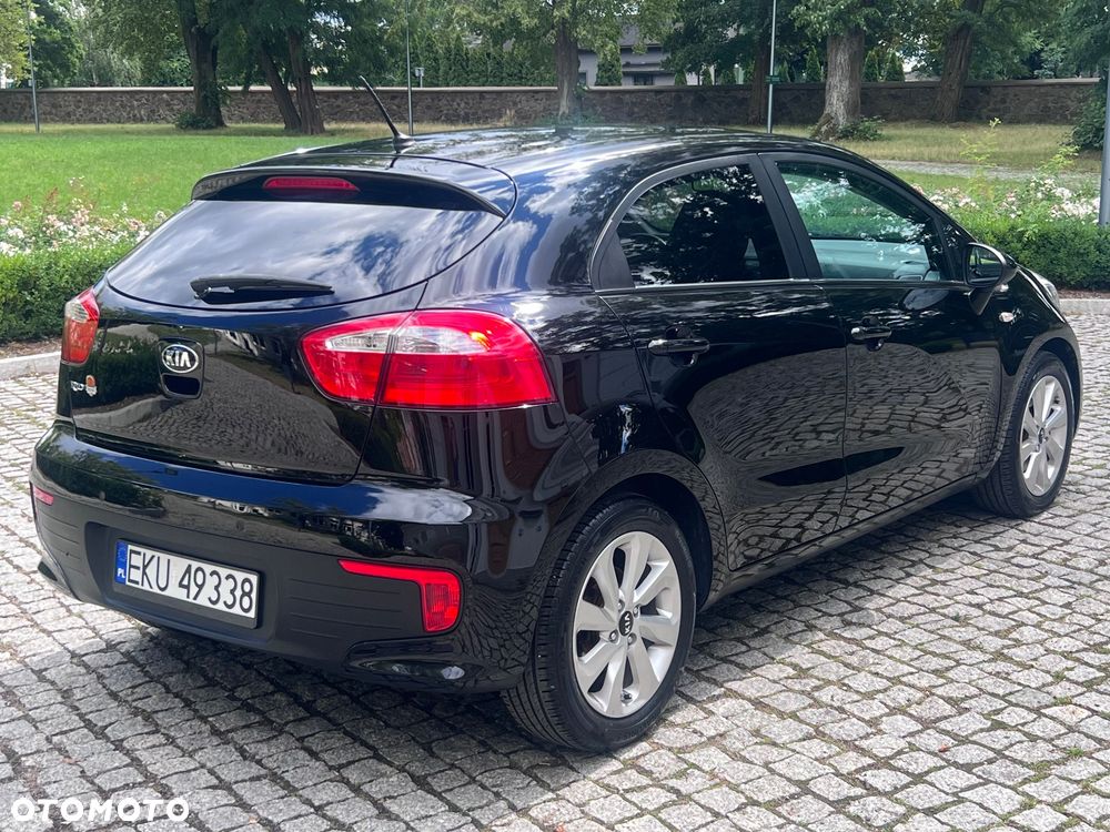 Kia Rio 1.4 Dream Team Edition - 6