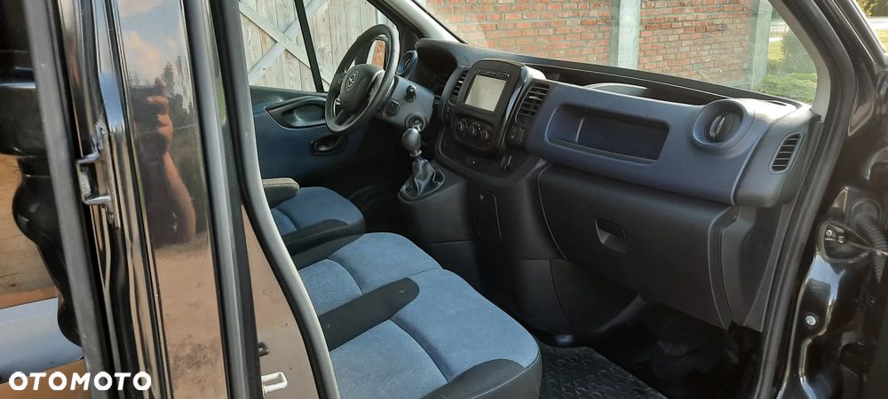 Opel VIVARO - 11