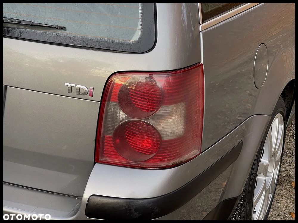 Volkswagen Passat - 24