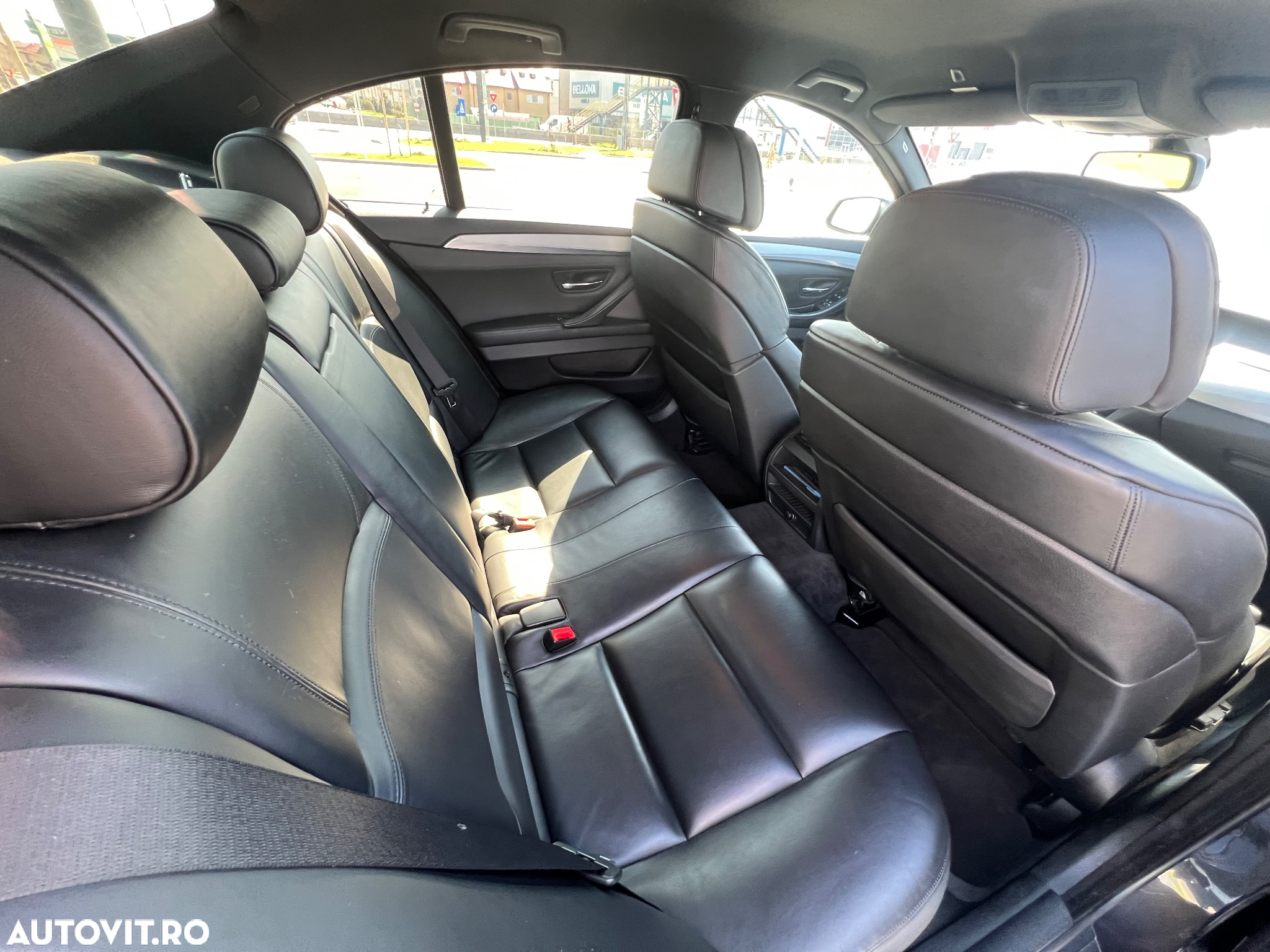 BMW Seria 5 520d Aut. - 4