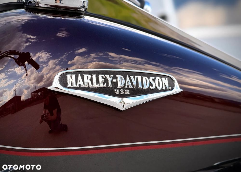 Harley-Davidson Touring Road King - 34