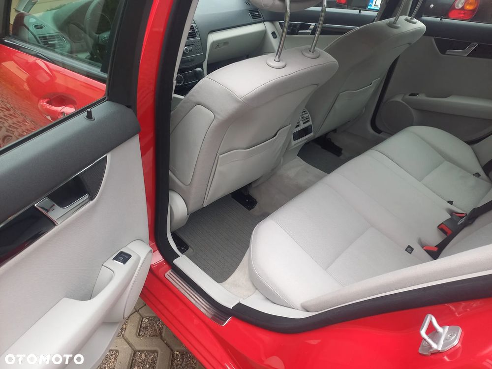 Mercedes-Benz Klasa C - 17