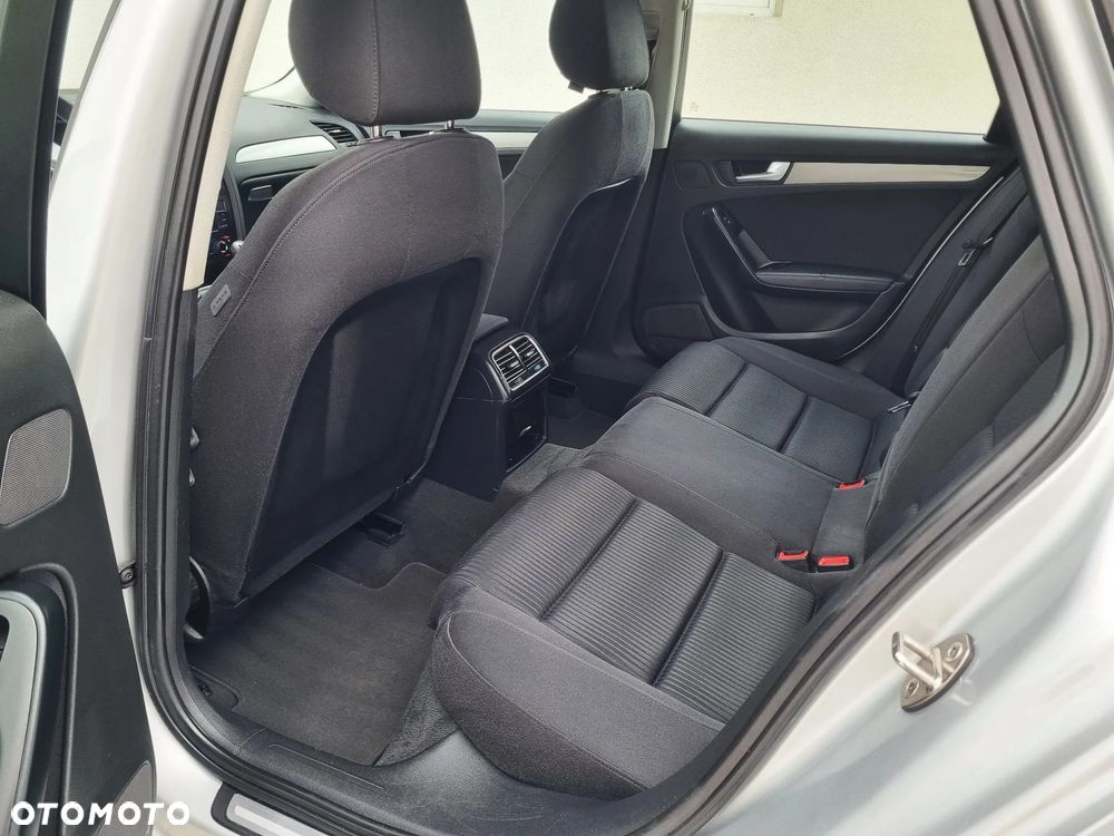 Audi A4 Avant 2.0 TDI - 13