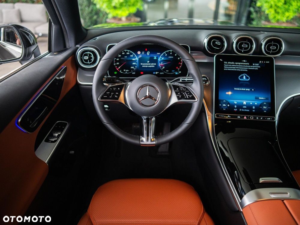 Mercedes-Benz GLC - 16
