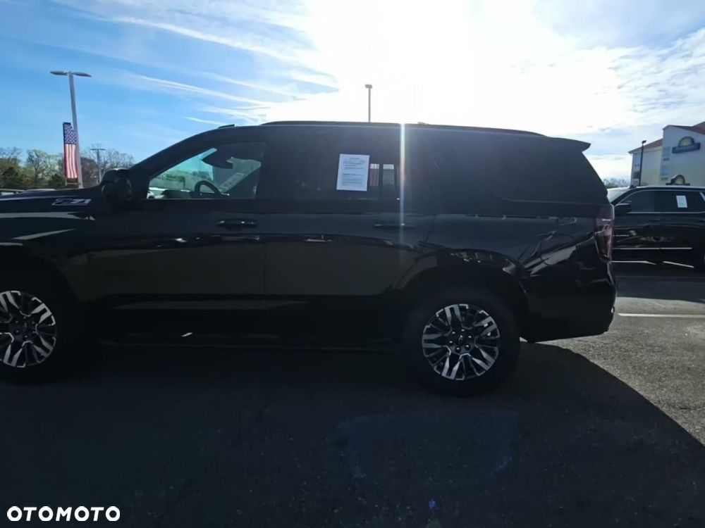 Chevrolet Tahoe - 5