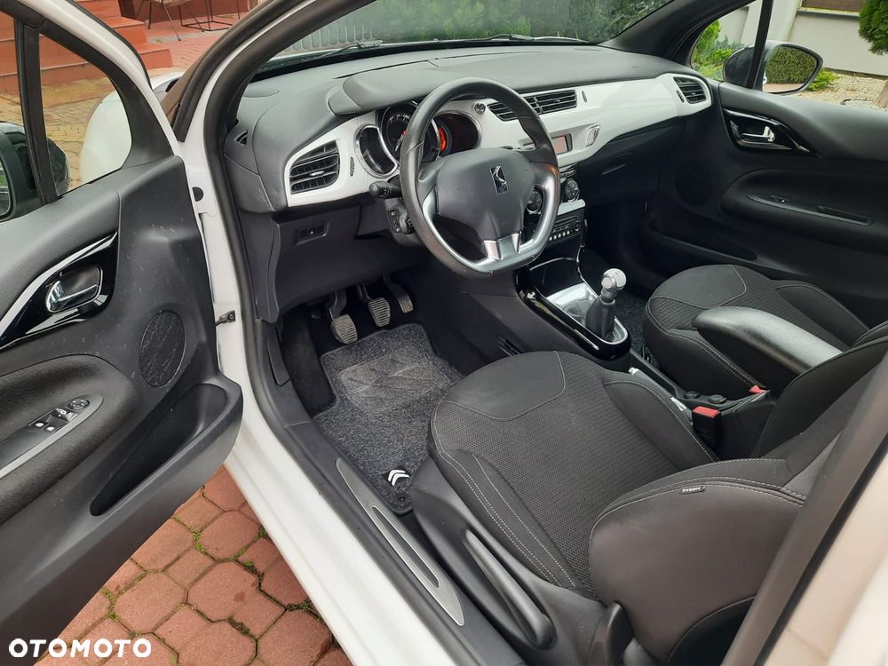 Citroën DS3 1.6 VTi SoChic - 5