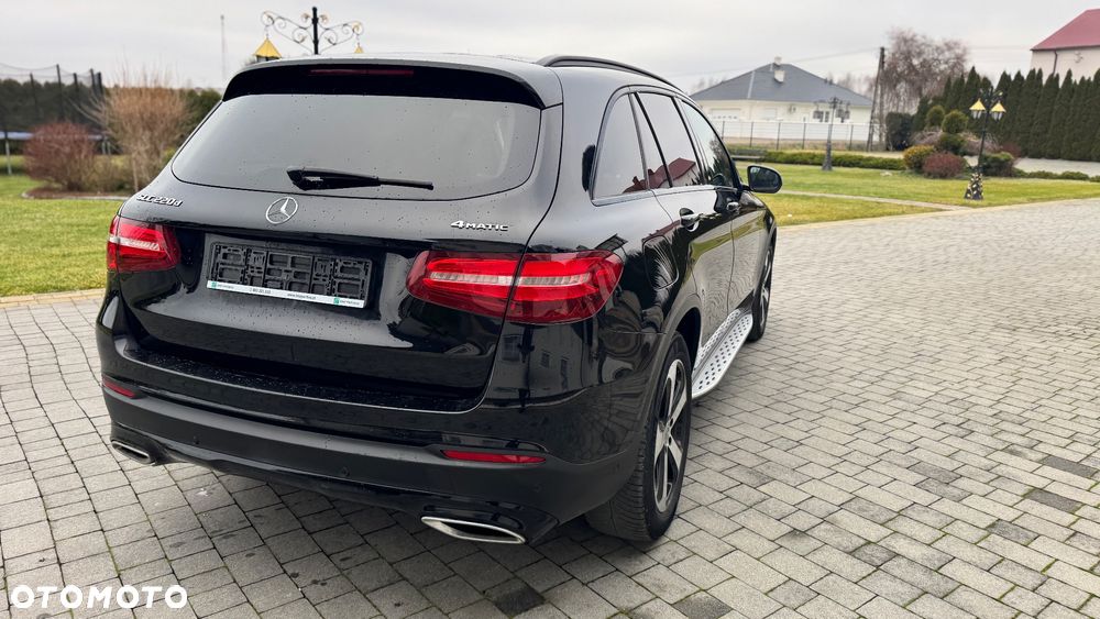 Mercedes-Benz GLC 220 d 4Matic 9G-TRONIC - 12