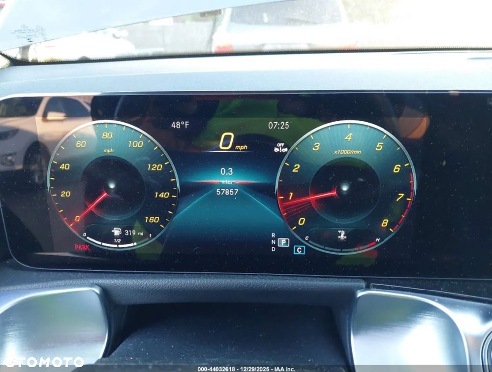 Mercedes-Benz GLB 250 4-Matic AMG Line 8G-DCT - 11