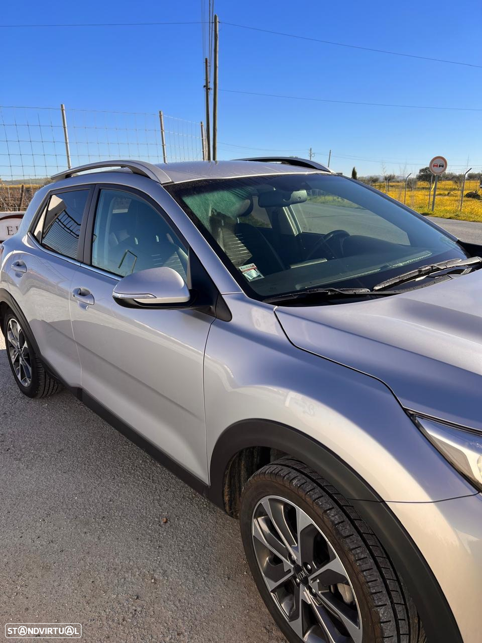 Kia Stonic 1.0 T-GDI Tech 7DCT - 3