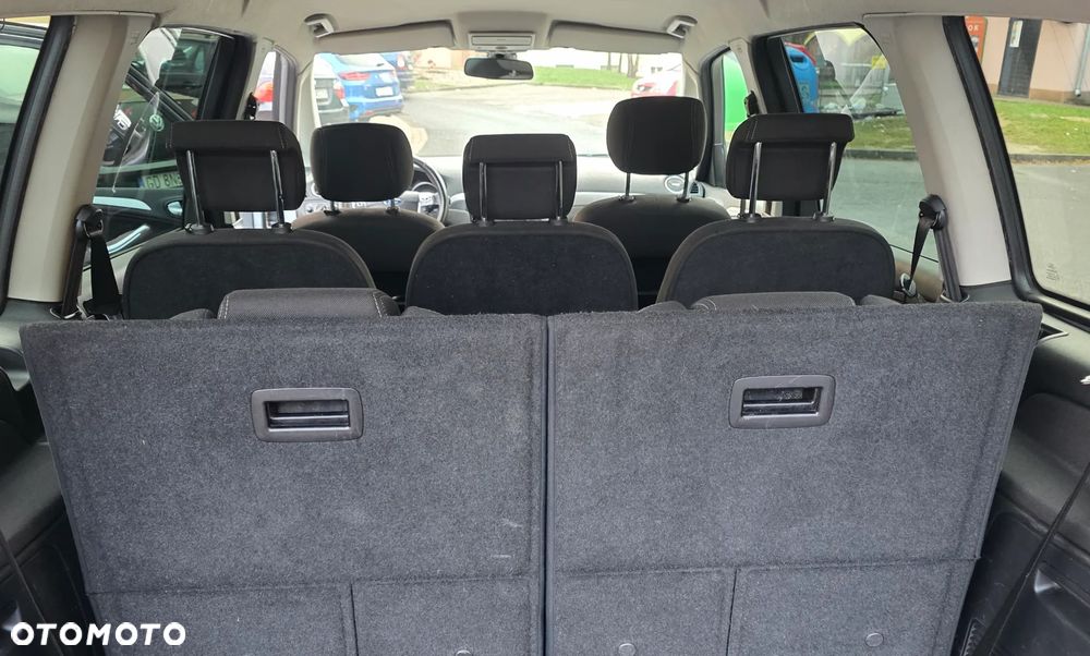 Ford Galaxy 2.0 TDCi Ambiente - 8