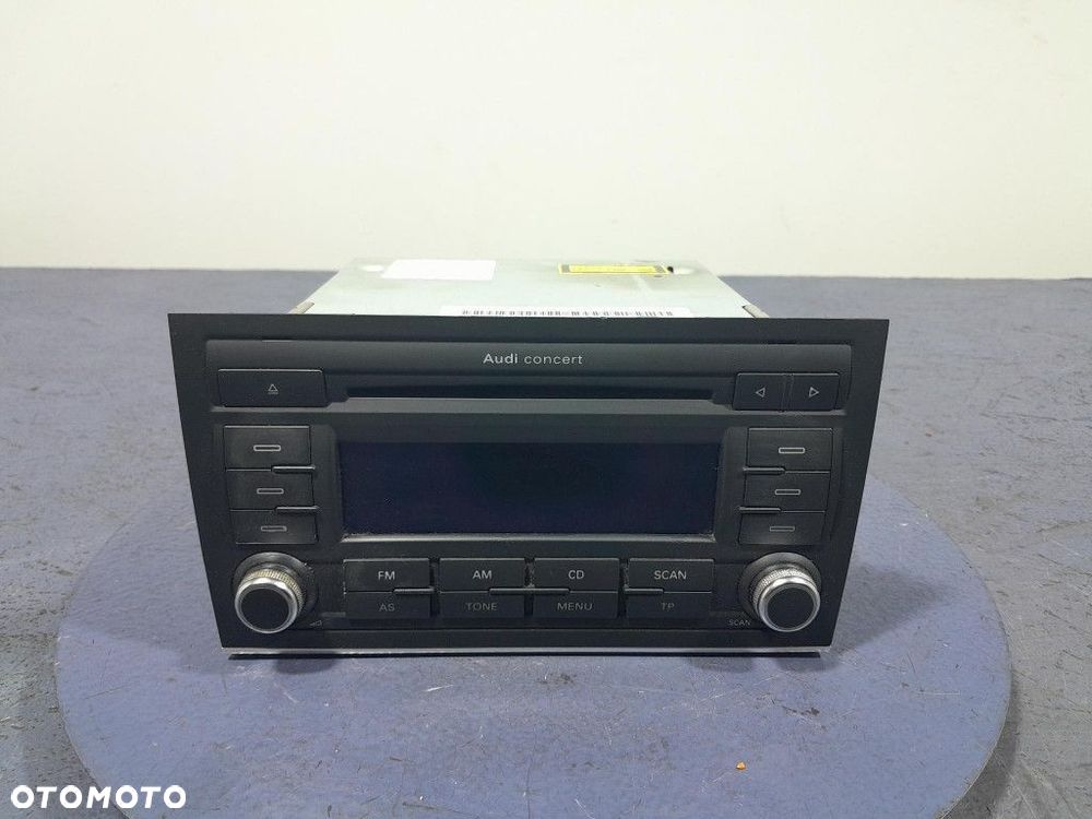 AUDI A4 B7 RADIO ODTWARZACZ AUDI CONCERT 8E0035186AK - 1