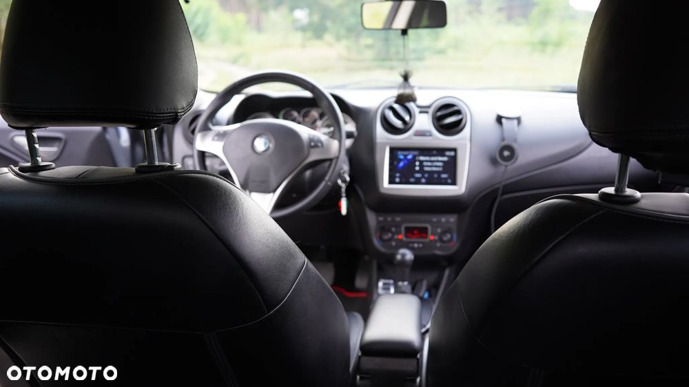 Alfa Romeo Mito 1.4 TB MultiAir Distinctive S&S TCT - 23