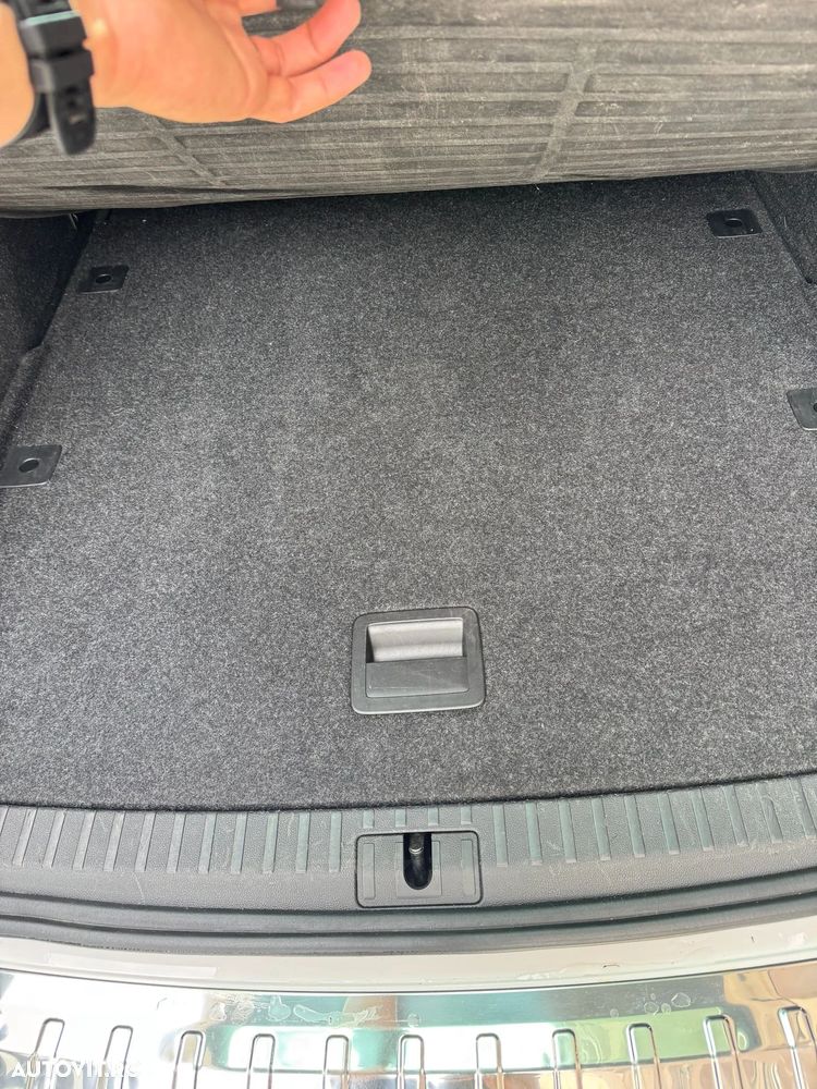 Skoda Octavia 2.0 TDI DSG Clever - 18