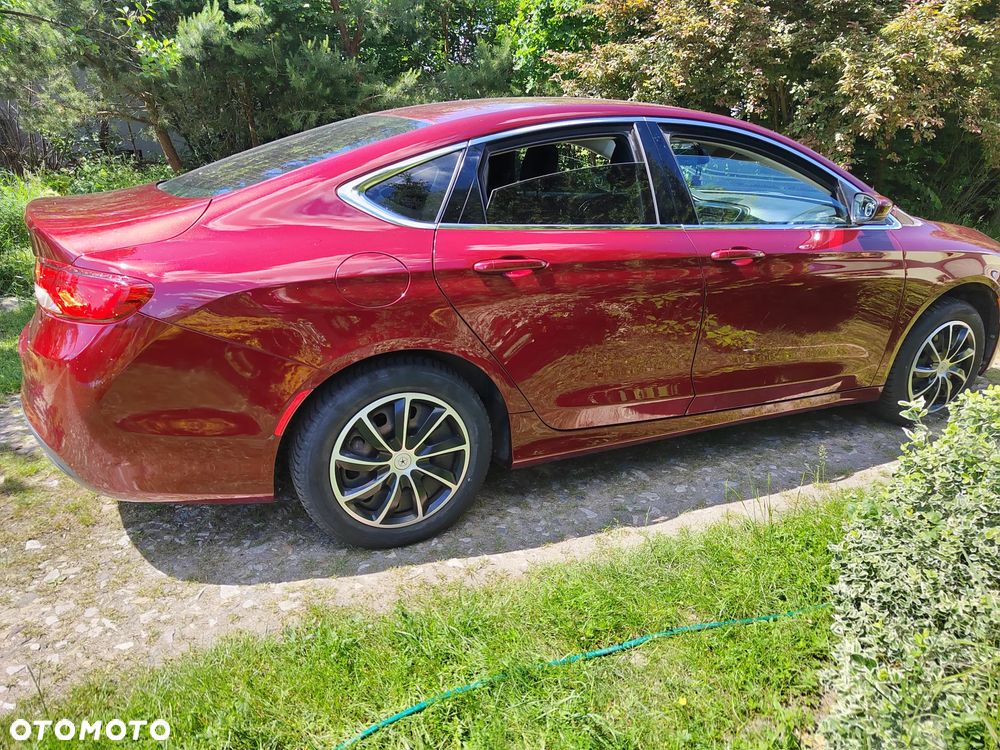 Chrysler 200 - 3