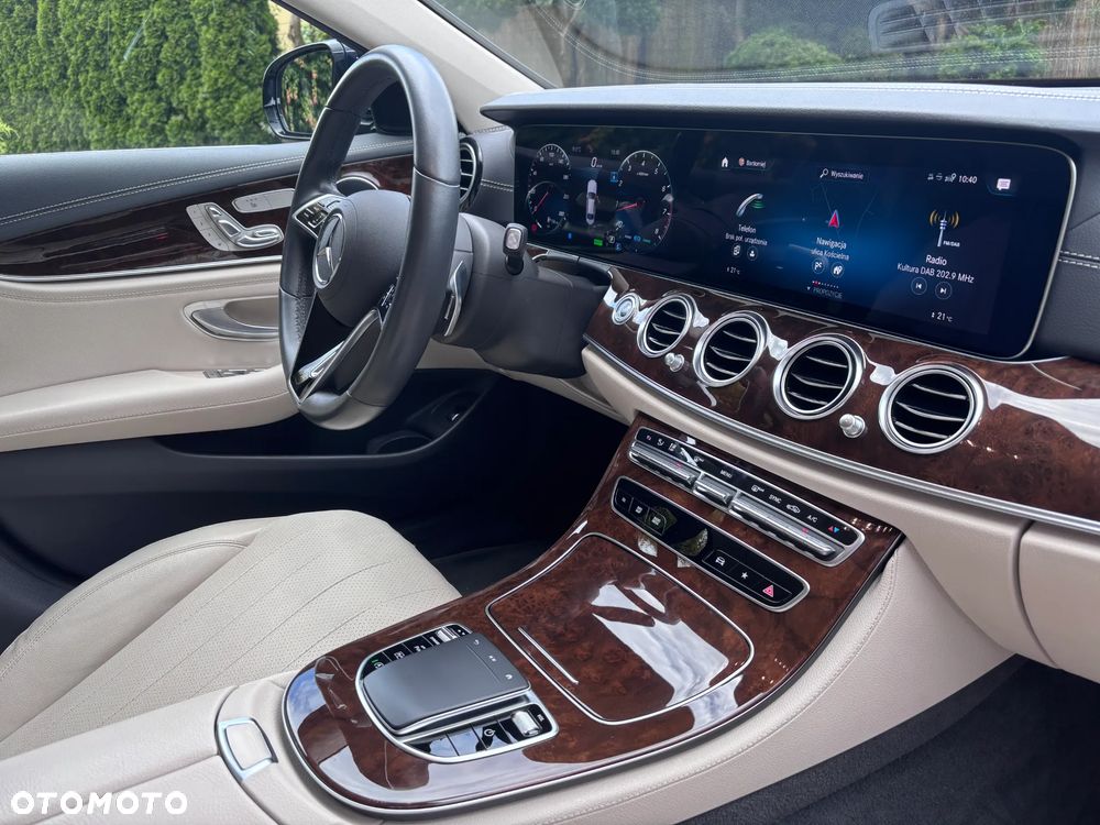 Mercedes-Benz Klasa E 200 Business Edition - 20